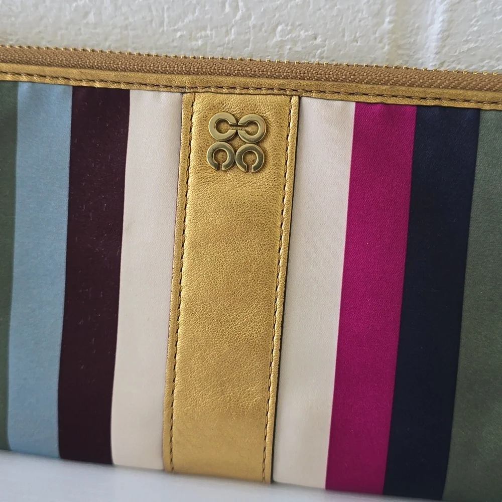 Coach July Spring Leg Zippy Wallet Wristler Multicolored